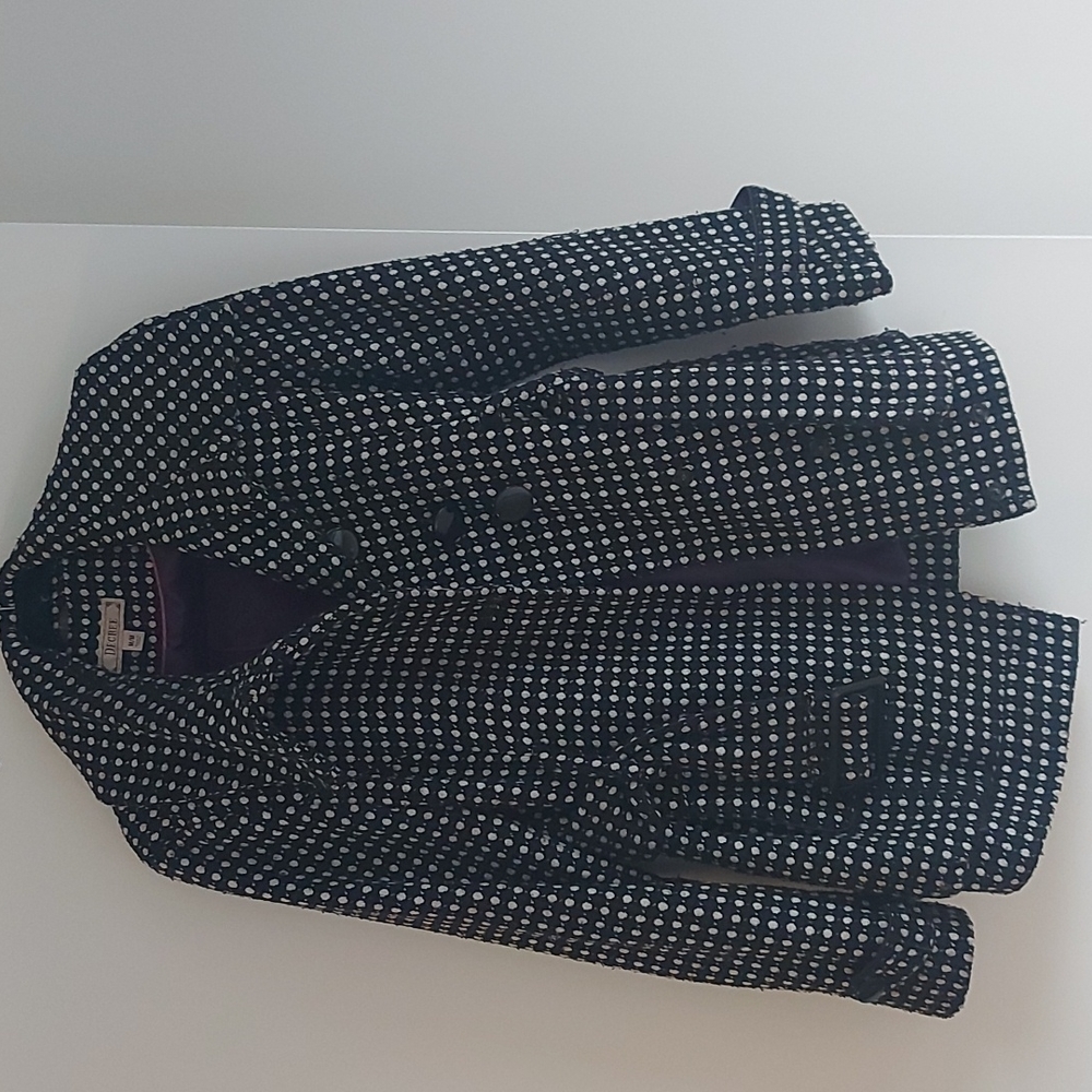 DECREE - B&W Coat - M